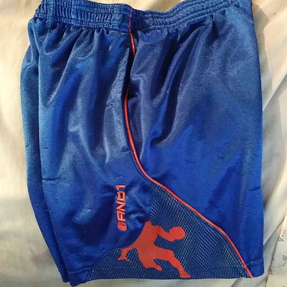 Bundle 3 For $15 Size 8 boys Awesome gym Shorts (tdb5)